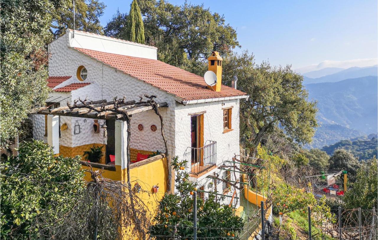 Amazing Cottage In Algatocin With Kitchen Exteriér fotografie