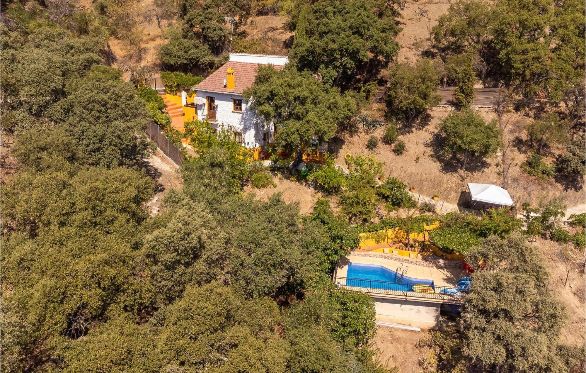 Amazing Cottage In Algatocin With Kitchen Exteriér fotografie